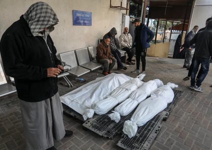 12 مجزرة- صحة غزة- ارتفاع حصيلة شهداء غزة الى 22 ألفا و835 شهيدا