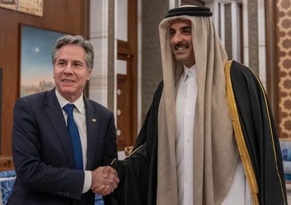 أمير قطر يؤكد على ضرورة وقف اطلاق النار في غزة