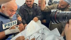 منح الدحدوح جائزة حرية الصحافة لعام 2024