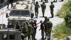 الاحتلال يقتحم يعبد وينكل بأحد المواطنين