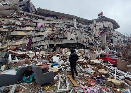 استمرار الهزات الارتدادية- ارتفاع أعداد ضحايا الزلزال إلى 161