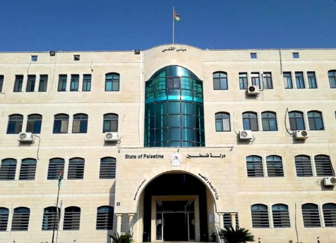 "التربية" تعلن بدء استقبال طلبات التوظيف للوظائف التعليمية لعام 2024/2025