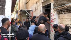 جانب من الدمار الذي خلفه الاحتلال في المنزل الذي اقتحمه في مخيم عسكر بنابلس