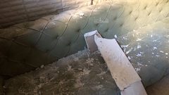 الدمار الذي خلفته قوات الاحتلال داخل مقهى بعد تفجيره في البلدة القديمة بنابلس