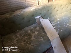 الدمار الذي خلفته قوات الاحتلال داخل مقهى بعد تفجيره في البلدة القديمة بنابلس