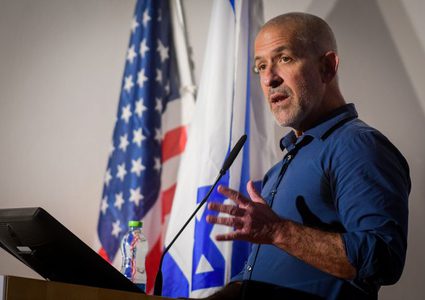 الشاباك يحذر نتنياهو من انفجار الضفة بسبب منع دخول العمال وتحويل الأموال للسلطة