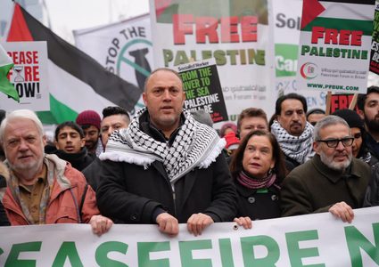 تظاهرة حاشدة في لندن تضامناً مع فلسطين