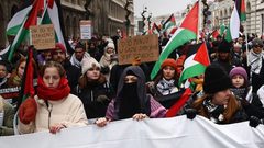 تظاهرة في العاصمة البولندية وارسو تضامنا مع غزة وتنديداً بجرائم الاحتلال