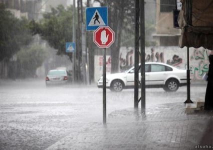 الطقس: يستمر تأثير المنخفض الجوي.. تسقط الأمطار مصحوبة بعواصف رعدية