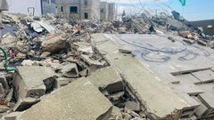 قوات الاحتلال تهدم منزل عائلة الأسير صالح أبو صالح