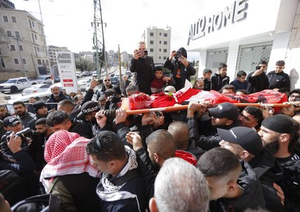 تشييع جثمان الشهيد الطفل سليمان كنعان في بلدة بيرزيت