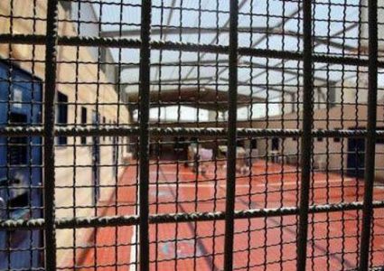 استمرار الإجراءات التنكيلية بحق المعتقلين في "نفحة" و"ريمون"