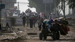 حرب غزة في يومها الـ103.. دبابات الاحتلال تظهر مجدداً شمالي القطاع