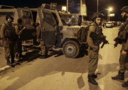 الاحتلال يعتقل شابا من مخيم العزة ببيت لحم