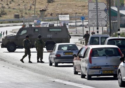 الاحتلال يعتقل مواطنة على حاجز "الكونتينر" شمال شرق بيت لحم