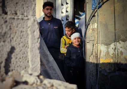 آثار الدمار الذي خلّفه طيران الاحتلال في منزل عائلة الزاملي في رفح