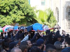 جماهير شعبنا في طولكرم تشيع جثامين 6 شهداء إلى مثواهم الأخير