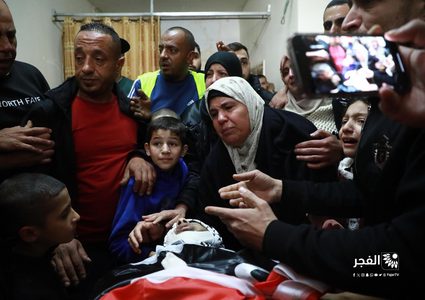 جماهير شعبنا في طولكرم تشيع جثامين 6 شهداء إلى مثواهم الأخير