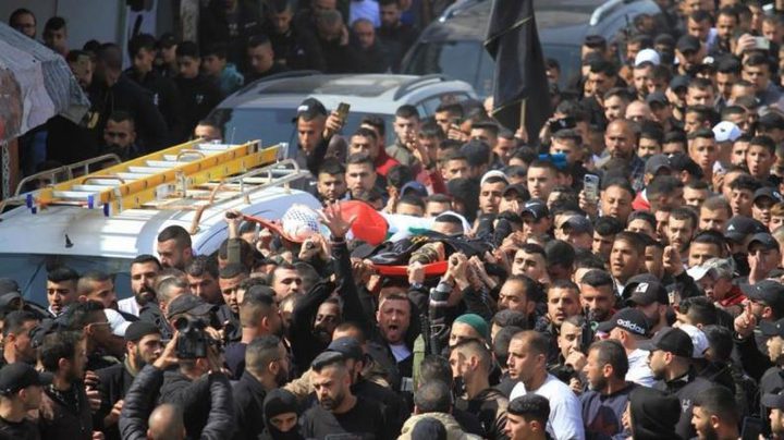 تشييع جثمان الشهيد محمد أبو عواد في مخيم نور شمس