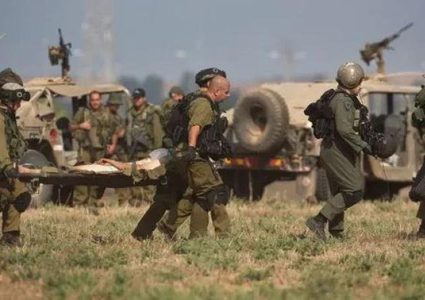 جيش الاحتلال يعترف بمقتل ضابط متأثر باصابته في معارك جنوب غزة