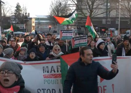 أول مسيرة أوروبية عابرة للحدود لدعم الفلسطينيين في غزة