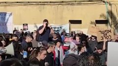 تظاهرة في حيفا تطالب بوقف الحرب وبصفقة "الكل مقابل الكل"