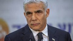 لبيد: ندعم أي صفقة تبادل حتى لو كلفتنا وقف إطلاق النار