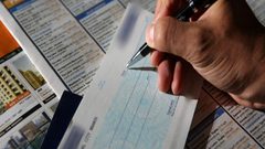 سلطة النقد: ٢٤ مليار قيمة الشيكات المتدوالة العام الماضي ٤٪؜منها معادة