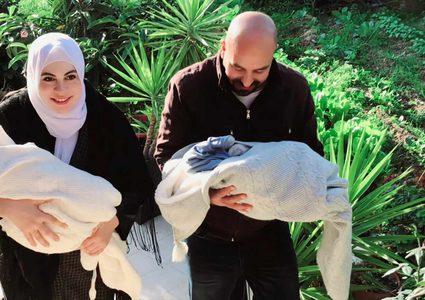 مراد يتحقق ثلاث مرات ..زواج ولم شمل وإنجاب بعد 21 سنة من الصبر والتضحية