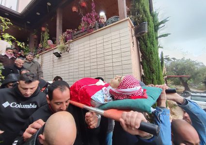 جماهير غفيرة تشيّع جثمان الشهيد الطفل يامن حسيتي في جنين