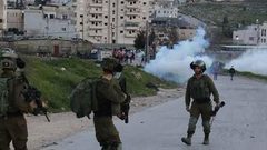 جنين: الاحتلال يعتقل شابا من اليامون ويقتحم يعبد