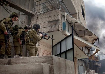 الاحتلال يحوّل منزلا في يعبد إلى نقطة عسكرية ويداهم منازل في جنين