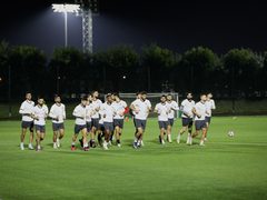 جانب من تدريب منتخب فلسطين قبيل مباراته الأخيرة في دوري المجموعات أمام هونغ كونغ، والتي أهلته إلى ثمن نهائي كأس آسيا لأول مرة في تاريخه.