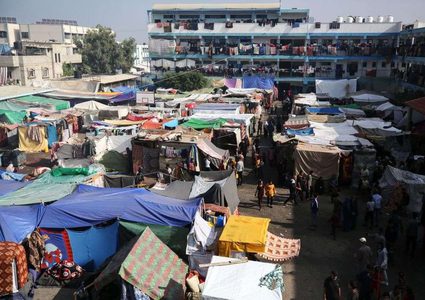 "الخارجية" تدين القصف الإسرائيلي الوحشي لمركز إيواء "الأونروا" في خان يونس