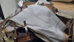 الاحتلال يعتقل الأسير صهيب الرجوب في دورا ويعيث بمنزله خرابا