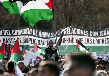 الأصوات تتعالى في عواصم عالمية تنديدا بالعدوان على غزة