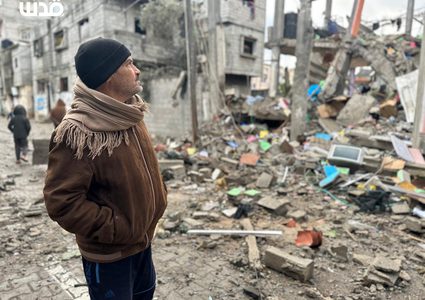 الدمار الذي حلَ بمنزل في حي الجنينة شرقي رفح بعد قصفه من طيران الاحتلال