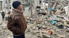 الدمار الذي حلَ بمنزل لعائلة السكسك في حي الجنينة شرقي رفح بعد قصفه من طيران الاحتلال فجر اليوم