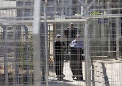 نادي الأسير: ارتفاع عدد الأسيرات المعتقلات إداريًا في سجون الاحتلال إلى 11