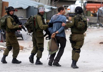 الاحتلال يعتقل معلما من بلدة يعبد