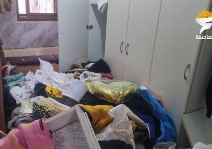 الاحتلال يعيث خرابا في منزل الصحفي أحمد ركن بالقدس المحتلة بعد اعتقاله فجر اليوم