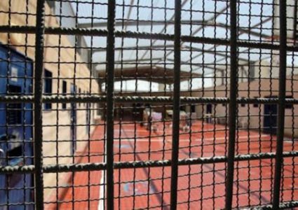 هيئة الأسرى: المعتقلون في سجن عتصيون يعانون أوضاعا كارثية