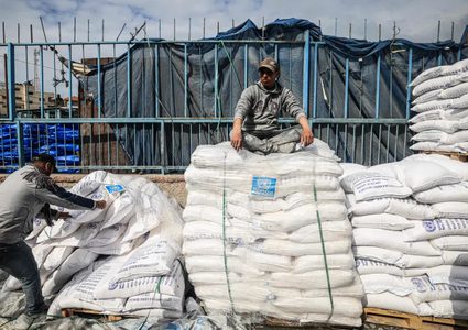 منظمات إغاثية: تعليق تمويل الأونروا يهدد حياة الفلسطينيين