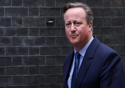 وزير خارجية بريطانيا: ندرس الاعتراف بالدولة الفلسطينية