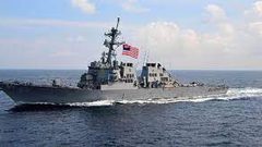الحوثيون يستهدفون مدمرة أميركية في البحر الأحمر