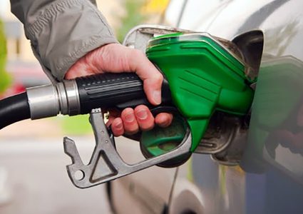 ارتفاع أسعار البنزين والسولار وثبات أسعار الغاز خلال شباط