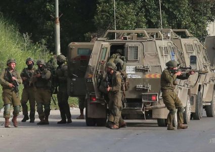 قوات الاحتلال تستولي على ثلاث مركبات من قرية الساوية جنوب نابلس