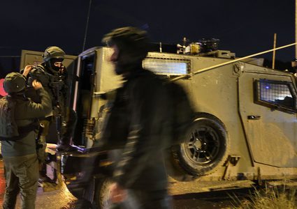 الاحتلال يعتقل أسيرين محررين من يعبد بعد الاعتداء عليها بالضرب