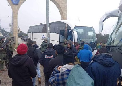 الاحتلال يغلق دير استيا غرب سلفيت لمنع فعالية مناهضة للاستيطان