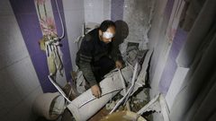 سقوط صاروخ إسرائيلي على منزل من 4 طوابق كان يأوي عشرات النازحين